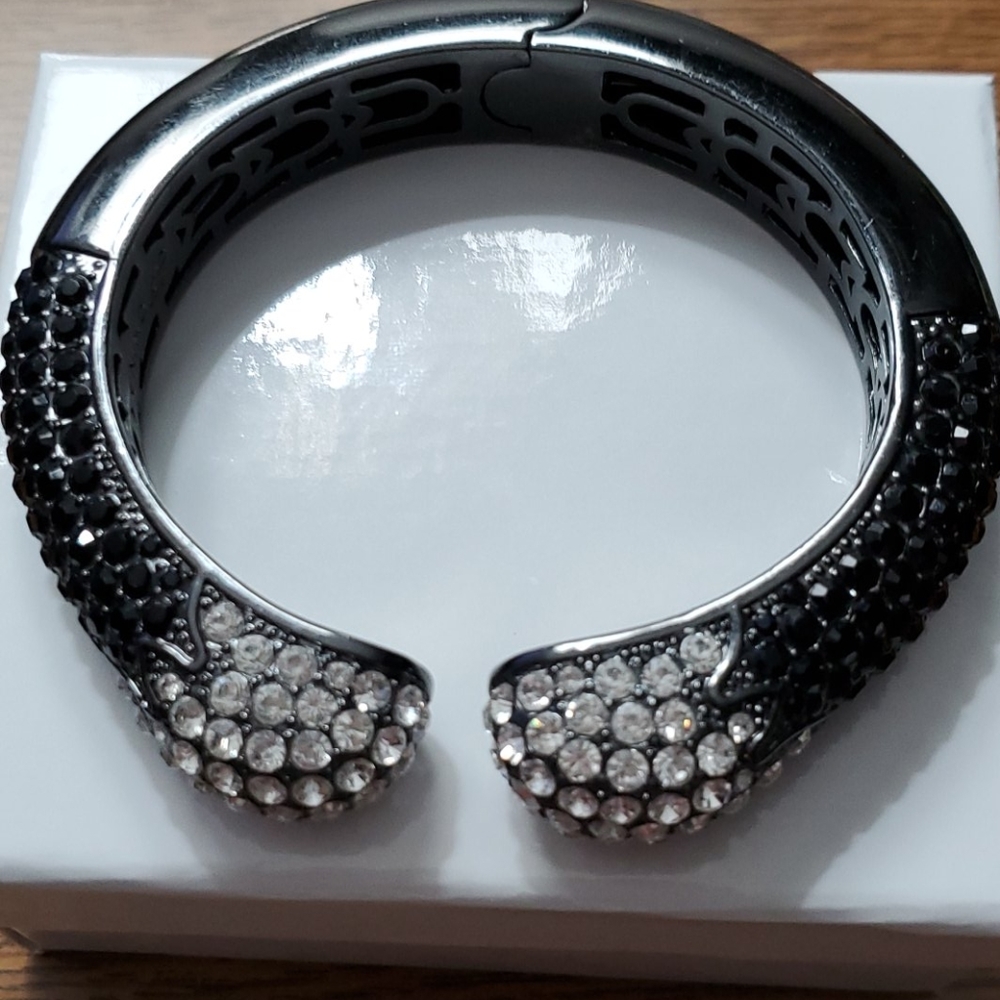 Joan Boyce Hinged Kissable Cuff